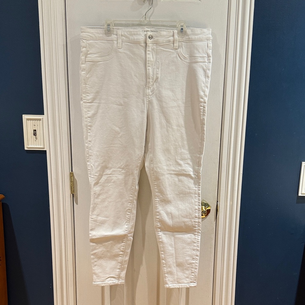 American Eagle Outfitters White High Rise Jeans